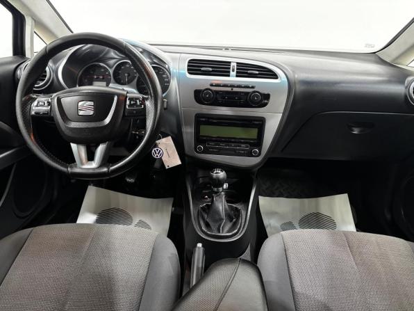 SEAT Leon II Рестайлинг с пробегом 2011 года, цена 615 000 рублей, 228896 км, хэтчбек, Автокод Объявления