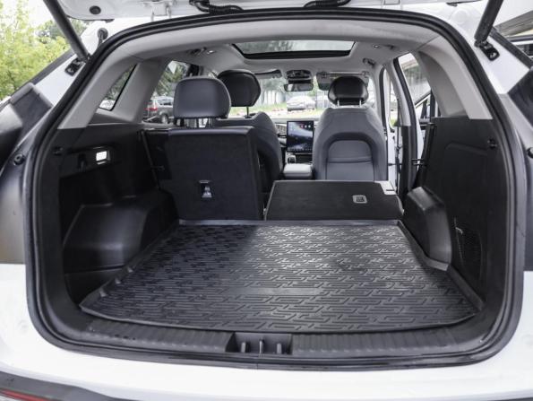 Geely Atlas II с пробегом 2024 года, цена 2 749 000 рублей, 27163 км, внедорожник, Автокод Объявления
