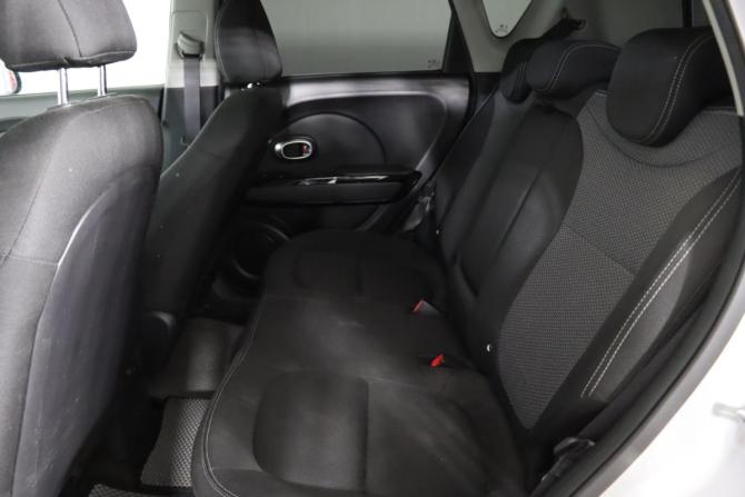 Kia Soul II Рестайлинг с пробегом 2019 года, цена 1 749 990 рублей, 98713 км, хэтчбек, Автокод Объявления