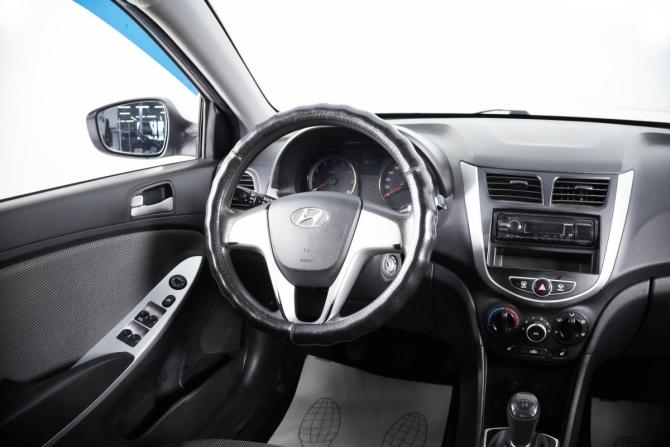 Hyundai Solaris I с пробегом 2013 года, цена 999 000 рублей, 224400 км, седан, Автокод Объявления
