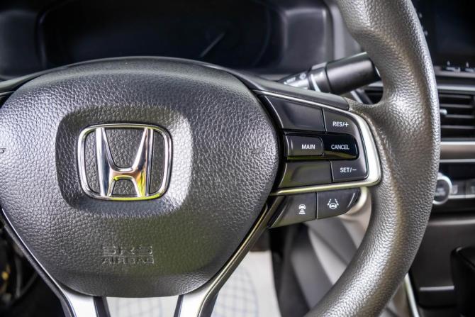 Honda Accord X с пробегом 2019 года, цена 1 999 000 рублей, 162452 км, седан, Автокод Объявления