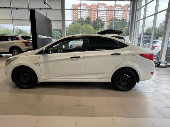 Hyundai Solaris I Рестайлинг с пробегом 2016 года, цена 601 000 рублей, 199000 км, седан, Автокод Объявления