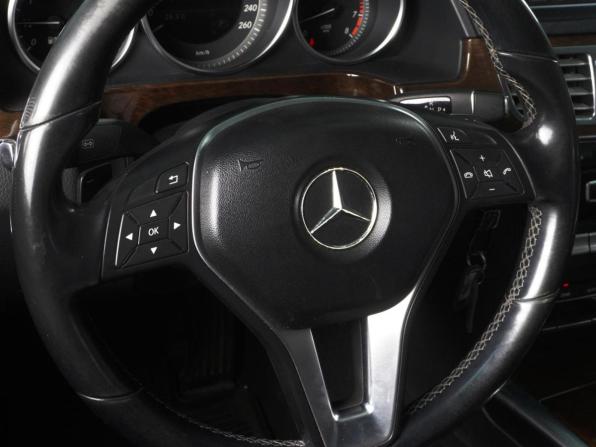 Mercedes-Benz E-Класс IV (W212 S212 C207) Рестайлинг с пробегом 2013 года, цена 1 730 000 рублей, 263273 км, седан, Автокод Объявления