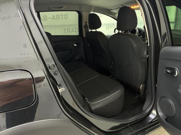 Renault Sandero II Рестайлинг с пробегом 2019 года, цена 1 065 000 рублей, 109000 км, хэтчбек, Автокод Объявления