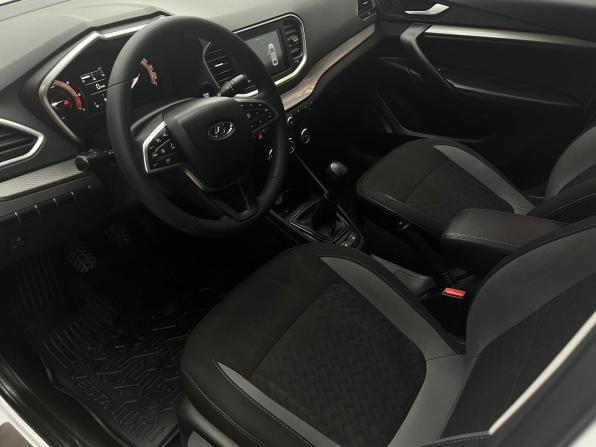 Lada (ВАЗ) Vesta I Рестайлинг (NG) с пробегом 2023 года, цена 1 170 000 рублей, 73435 км, седан, Автокод Объявления