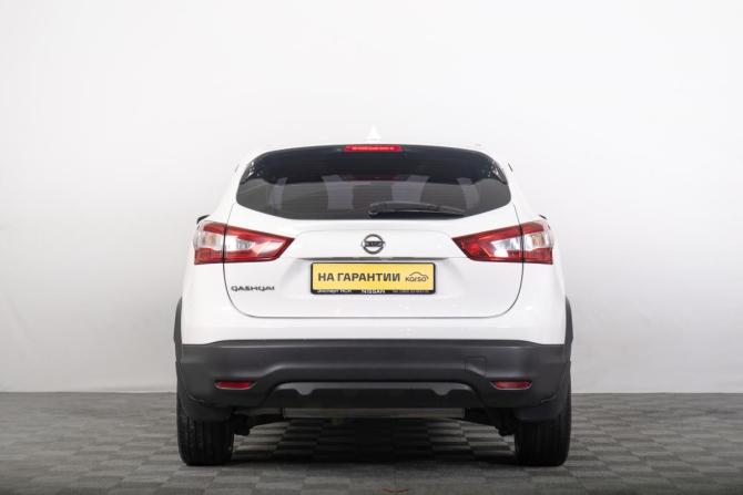Nissan Qashqai II с пробегом 2018 года, цена 1 799 000 рублей, 166000 км, внедорожник, Автокод Объявления