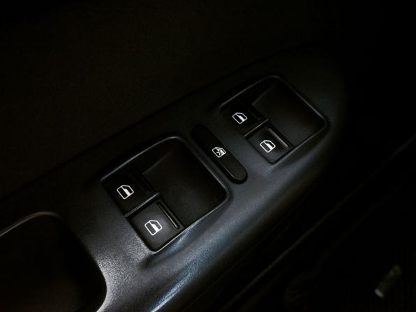 Skoda Octavia II (A5) Рестайлинг с пробегом 2013 года, цена 738 000 рублей, 244432 км, лифтбек, Автокод Объявления