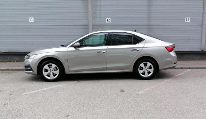 Skoda Octavia IV (A8) с пробегом 2021 года, цена 2 259 000 рублей, 97031 км, лифтбек, Автокод Объявления