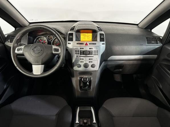 Opel Zafira B Рестайлинг с пробегом 2010 года, цена 759 900 рублей, 193910 км, компактвэн, Автокод Объявления
