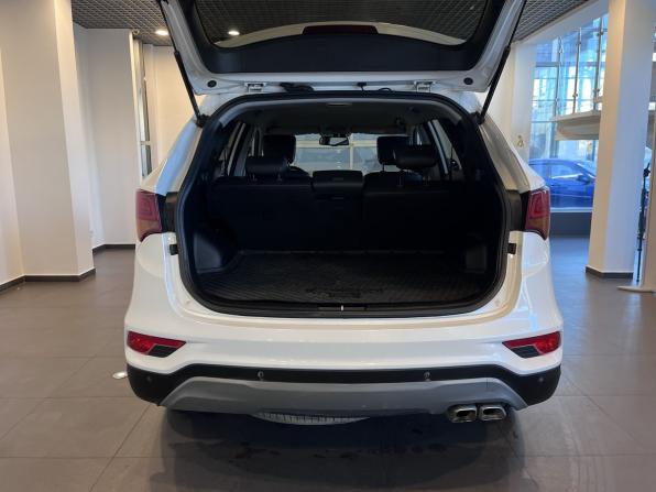 Hyundai Santa Fe III Рестайлинг с пробегом 2017 года, цена 2 450 000 рублей, 198307 км, внедорожник, Автокод Объявления