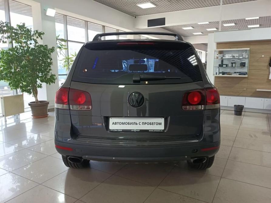 Volkswagen Touareg I Рестайлинг Москва  - изображение 6