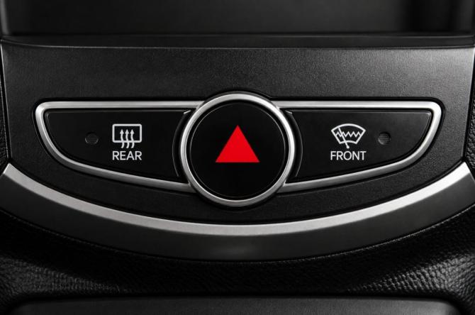 Hyundai Solaris I с пробегом 2012 года, цена 639 000 рублей, 330000 км, седан, Автокод Объявления