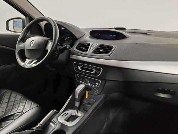Renault Fluence I с пробегом 2012 года, цена 649 000 рублей, 235153 км, седан, Автокод Объявления