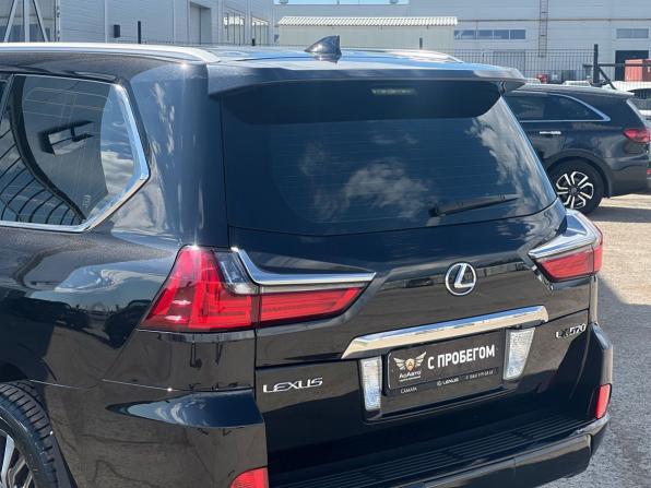 Lexus LX III Рестайлинг 2 с пробегом 2016 года, цена 5 449 000 рублей, 219620 км, внедорожник, Автокод Объявления