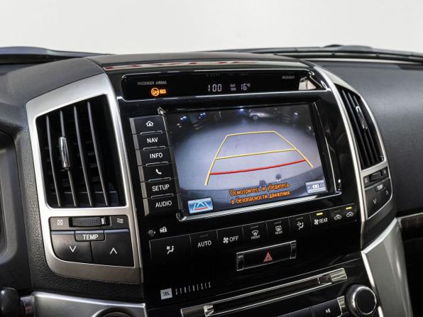 Toyota Land Cruiser 200 Series Рестайлинг 1 с пробегом 2012 года, цена 3 459 000 рублей, 312045 км, внедорожник, Автокод Объявления