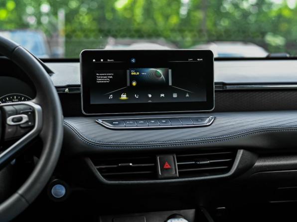 Haval Jolion I Рестайлинг с пробегом 2024 года, цена 1 670 000 рублей, 44342 км, внедорожник, Автокод Объявления