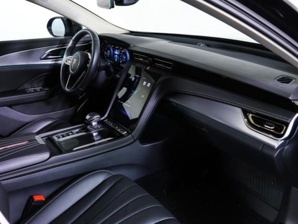 Hongqi H5 II с пробегом 2024 года, цена 3 135 000 рублей, 28453 км, седан, Автокод Объявления