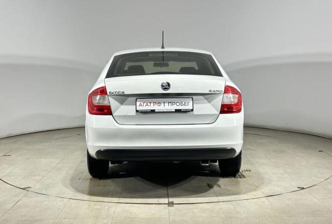 Skoda Rapid I с пробегом 2014 года, цена 660 000 рублей, 130319 км, лифтбек, Автокод Объявления