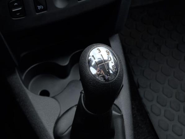 Renault Logan II с пробегом 2016 года, цена 615 000 рублей, 160000 км, седан, Автокод Объявления
