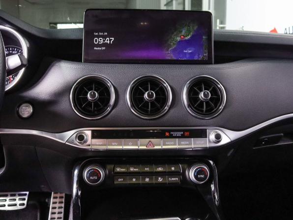 Kia Stinger I Рестайлинг с пробегом 2020 года, цена 2 979 000 рублей, 95288 км, лифтбек, Автокод Объявления