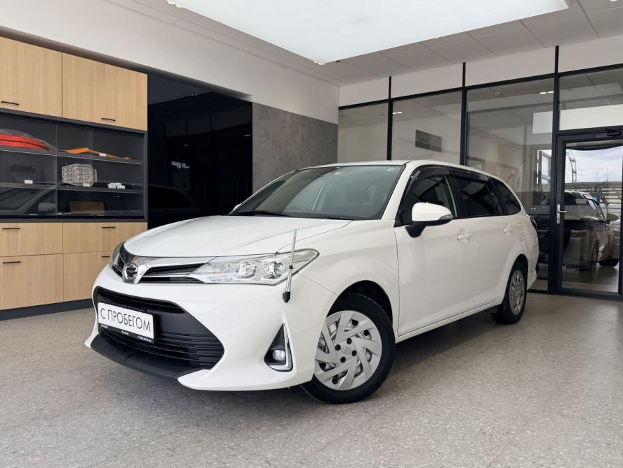 Toyota Corolla XI (E160 E170) Рестайлинг 2 Новосибирск  - изображение 1