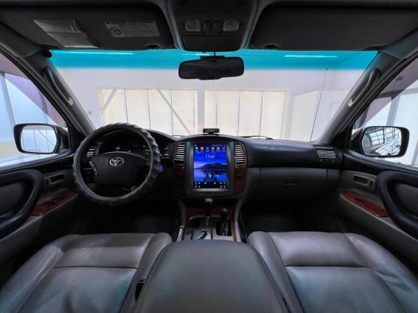 Toyota Land Cruiser 100 Series Рестайлинг 2 с пробегом 2006 года, цена 2 650 000 рублей, 300672 км, внедорожник, Автокод Объявления