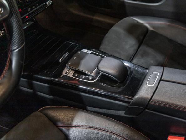 Mercedes-Benz CLA II (C118 X118) с пробегом 2019 года, цена 3 099 700 рублей, 99379 км, седан, Автокод Объявления