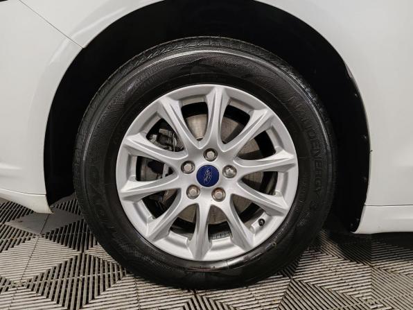 Ford Mondeo V с пробегом 2017 года, цена 1 699 000 рублей, 114862 км, седан, Автокод Объявления