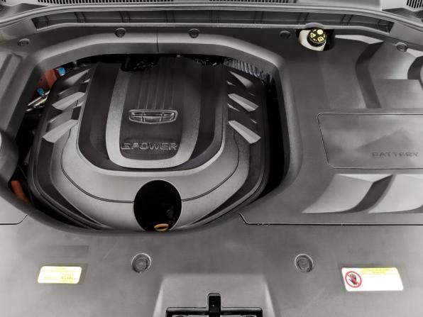 Geely Atlas Pro с пробегом 2023 года, цена 2 075 000 рублей, 27147 км, внедорожник, Автокод Объявления
