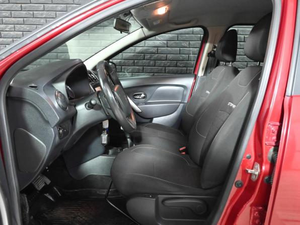 Renault Sandero II с пробегом 2017 года, цена 1 170 000 рублей, 119261 км, хэтчбек, Автокод Объявления