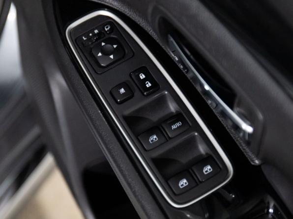 Mitsubishi Outlander III Рестайлинг 2 с пробегом 2017 года, цена 2 270 000 рублей, 175139 км, внедорожник, Автокод Объявления