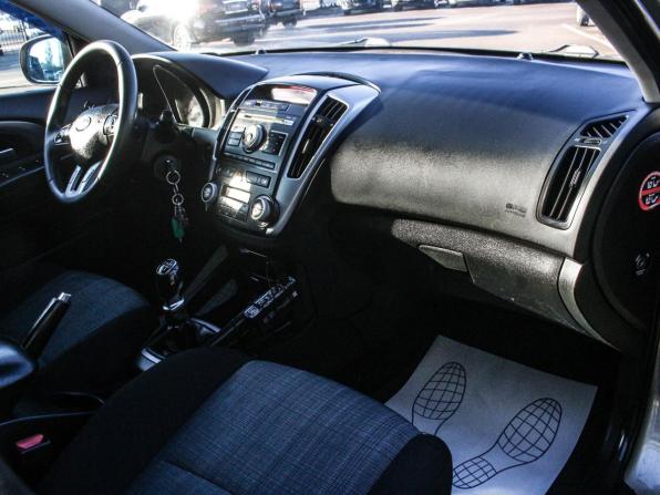 Kia Ceed I с пробегом 2010 года, цена 693 200 рублей, 291804 км, универсал, Автокод Объявления
