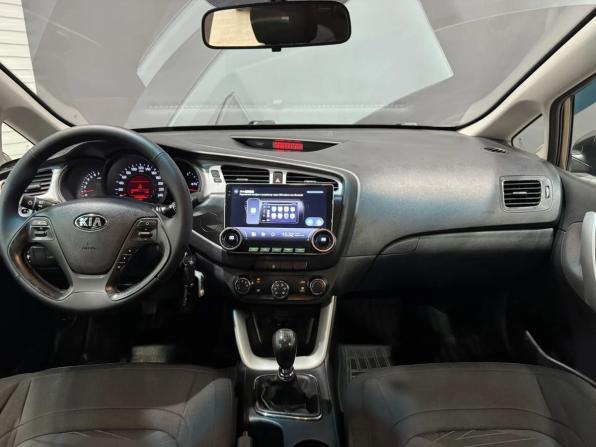Kia Ceed II с пробегом 2013 года, цена 830 000 рублей, 189455 км, хэтчбек, Автокод Объявления