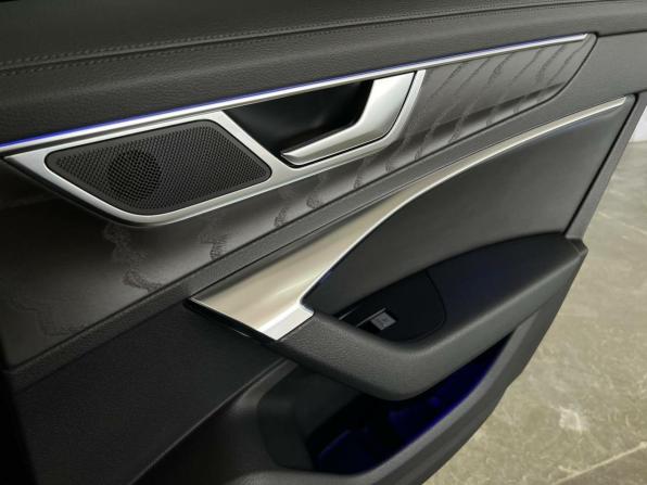 Audi A6 V (C8) с пробегом 2020 года, цена 4 650 000 рублей, 72139 км, седан, Автокод Объявления