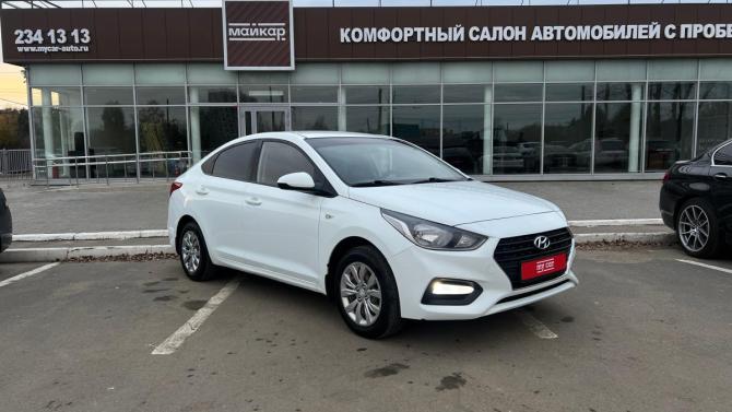 Hyundai Solaris II с пробегом 2018 года, цена 1 210 000 рублей, 175000 км, седан, Автокод Объявления