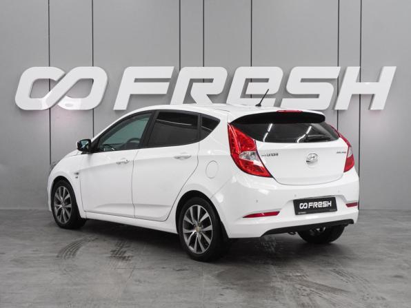 Hyundai Solaris I Рестайлинг с пробегом 2015 года, цена 999 000 рублей, 194227 км, хэтчбек, Автокод Объявления