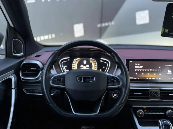 Geely Coolray I с пробегом 2022 года, цена 1 679 000 рублей, 59657 км, внедорожник, Автокод Объявления