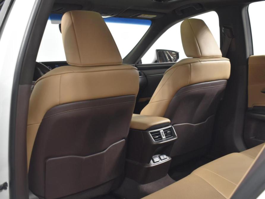 Lexus ES VII Казань  - изображение 11