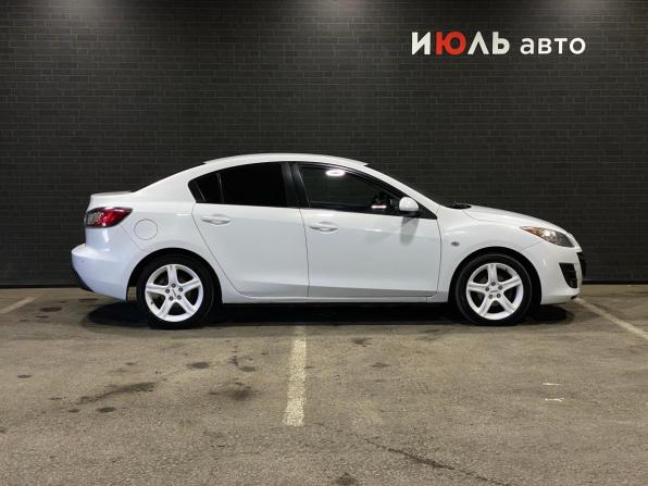 Mazda 3 II (BL) с пробегом 2011 года, цена 900 000 рублей, 236680 км, седан, Автокод Объявления