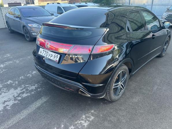 Honda Civic VIII с пробегом 2008 года, цена 680 000 рублей, 122000 км, хэтчбек, Автокод Объявления
