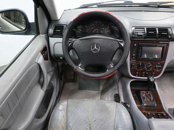 Mercedes-Benz M-Класс I (W163) с пробегом 2000 года, цена 709 900 рублей, 232000 км, внедорожник, Автокод Объявления