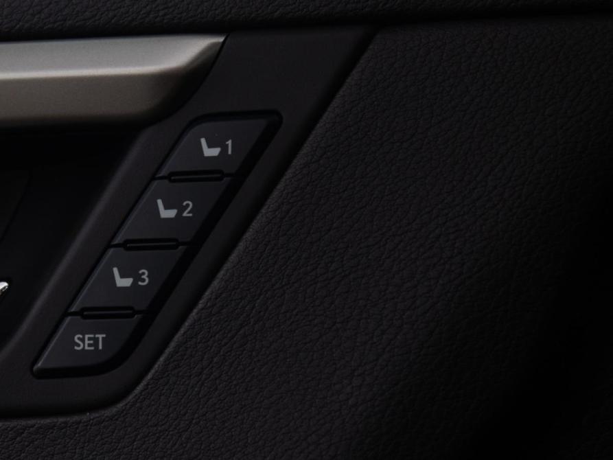 Lexus RX IV Рестайлинг Москва  - изображение 19