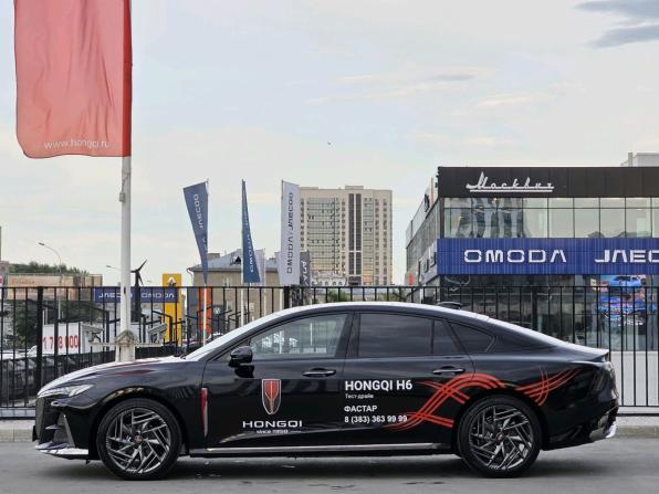 Hongqi H6 с пробегом 2025 года, цена 4 099 000 рублей, 2332 км, лифтбек, Автокод Объявления