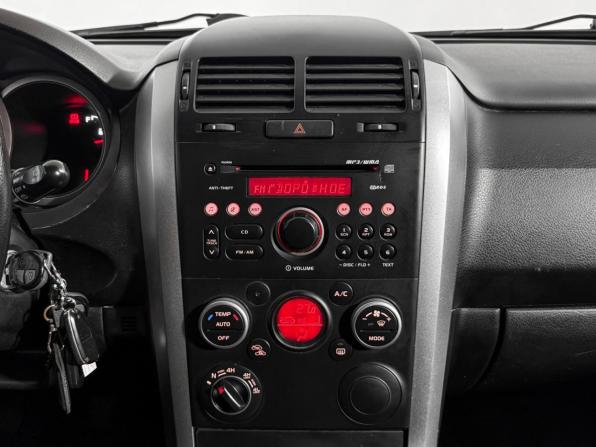 Suzuki Grand Vitara II Рестайлинг с пробегом 2010 года, цена 849 000 рублей, 213142 км, внедорожник, Автокод Объявления