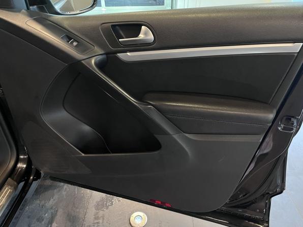 Volkswagen Tiguan I Рестайлинг с пробегом 2012 года, цена 1 452 000 рублей, 234830 км, внедорожник, Автокод Объявления