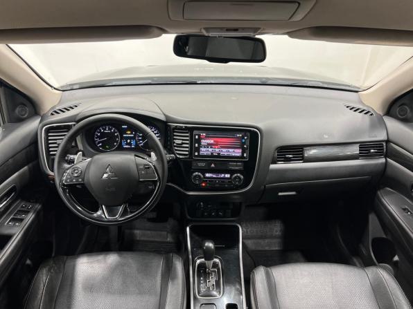 Mitsubishi Outlander III Рестайлинг 3 с пробегом 2018 года, цена 2 399 000 рублей, 130100 км, внедорожник, Автокод Объявления