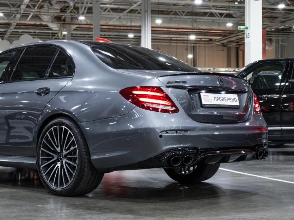 Mercedes-Benz E-Класс AMG V (W213) с пробегом 2017 года, цена 2 999 585 рублей, 211509 км, седан, Автокод Объявления
