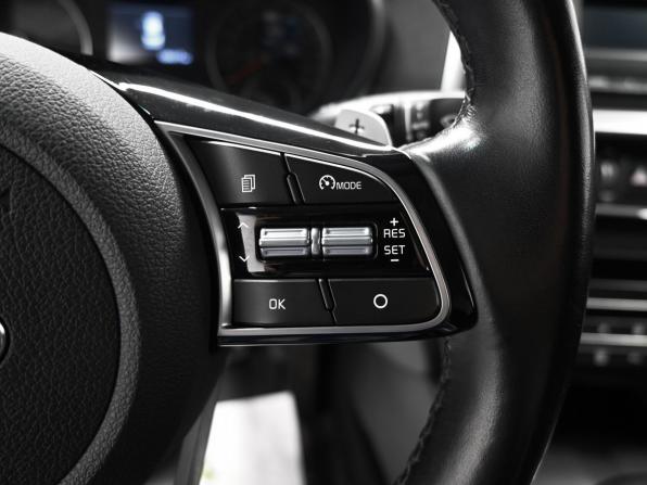 Kia Optima IV Рестайлинг с пробегом 2019 года, цена 2 045 000 рублей, 105017 км, седан, Автокод Объявления