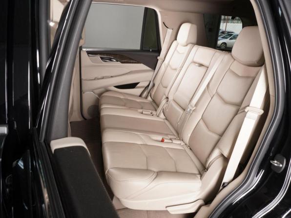 Cadillac Escalade IV с пробегом 2018 года, цена 6 340 000 рублей, 83870 км, внедорожник, Автокод Объявления