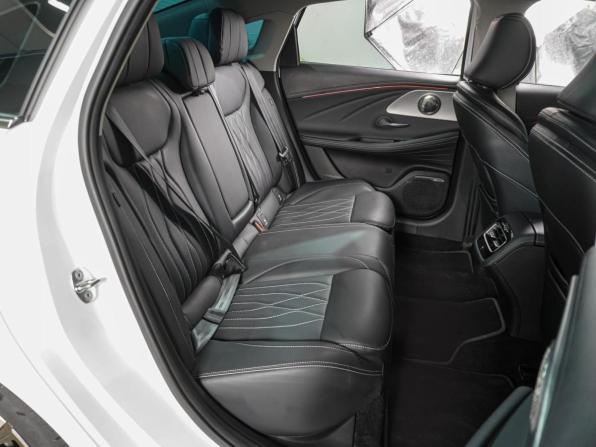Chery Arrizo 8 с пробегом 2022 года, цена 2 279 000 рублей, 17885 км, седан, Автокод Объявления
